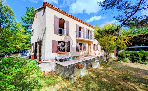 House in Saint-Zacharie, Provence-Alpes-Côte d'Azur, France 1