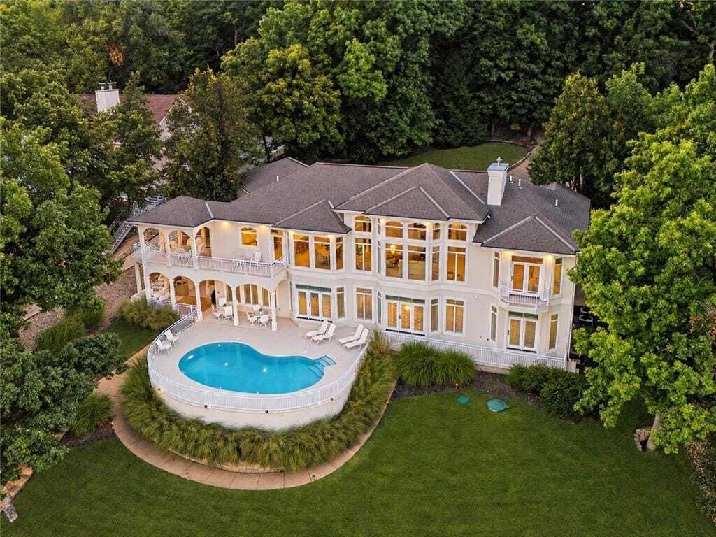 House in Lake Ozark, Missouri, United States 1 - 18982194