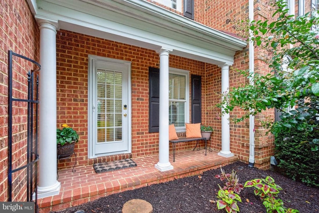 House in Lorton, Virginia, United States 3 - 18982255