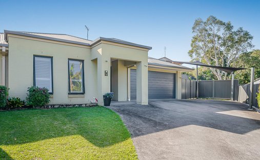 House in Ocean Shores, New South Wales, Australia 1