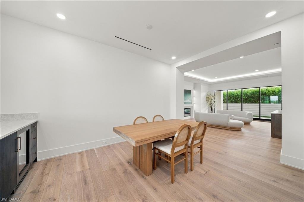 Condo in Naples, Florida, United States 5 - 18982272