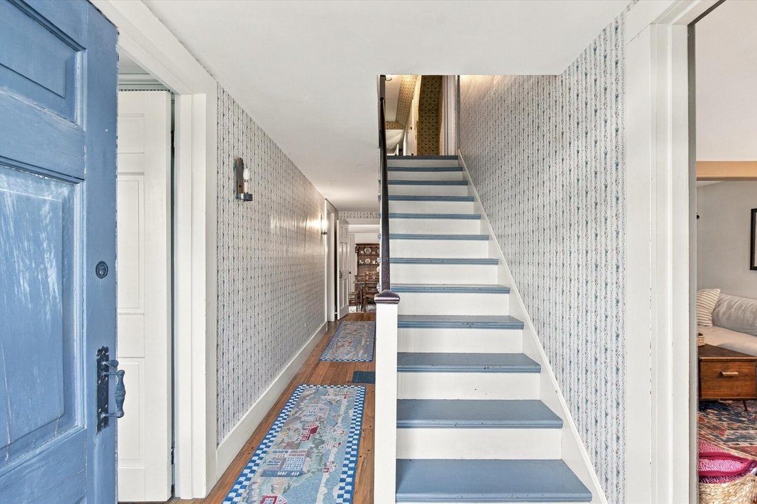 House in Falmouth, Massachusetts, United States 4 - 18982092