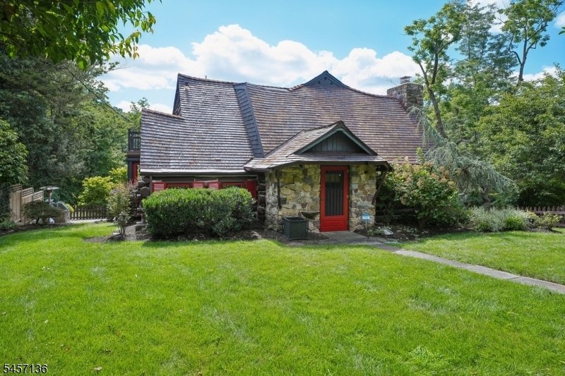 House in Morristown, New Jersey, United States 4 - 18982176