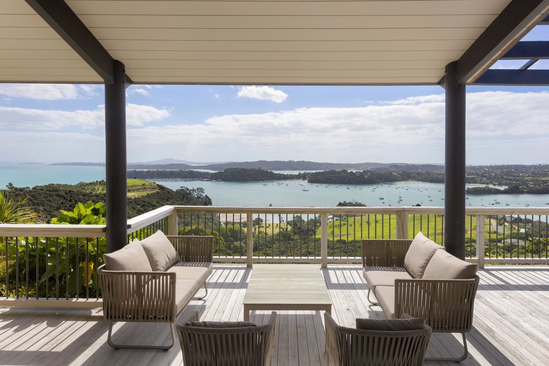 Waiheke Island, Auckland, New Zealand 1 - 18982290