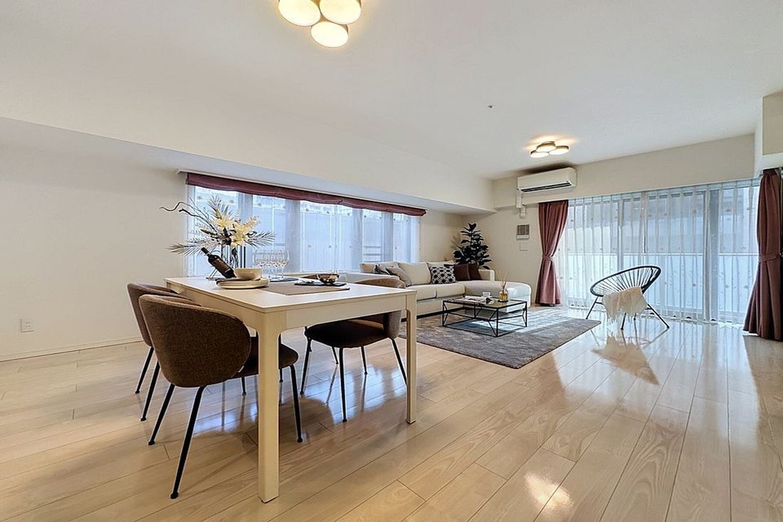 Condo in Chuo City, Tokyo, Japan 1 - 18982125