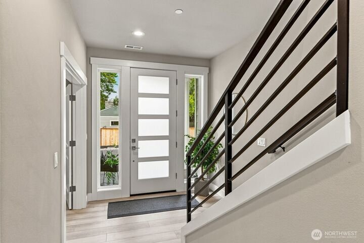 Condo in Seattle, Washington, United States 4 - 18982268