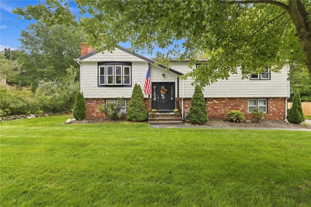 House in Johnston, Rhode Island, United States 2 - 18982437