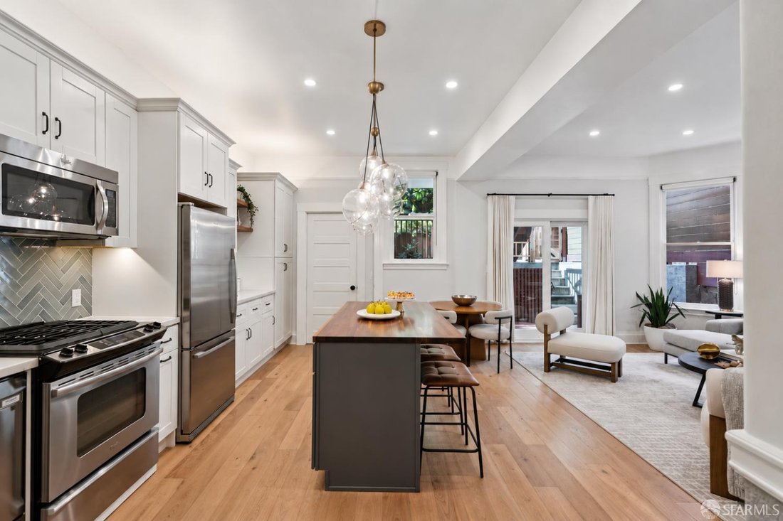 Condo in San Francisco, California, United States 5 - 18982357