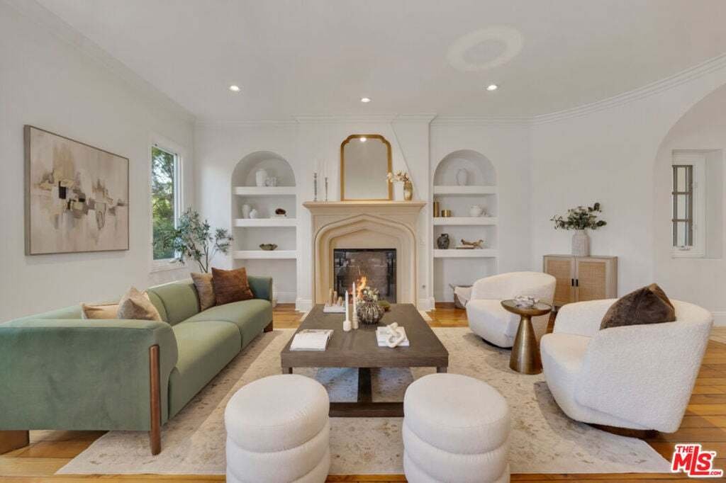 House in Hidden Hills, California, United States 3 - 18982539
