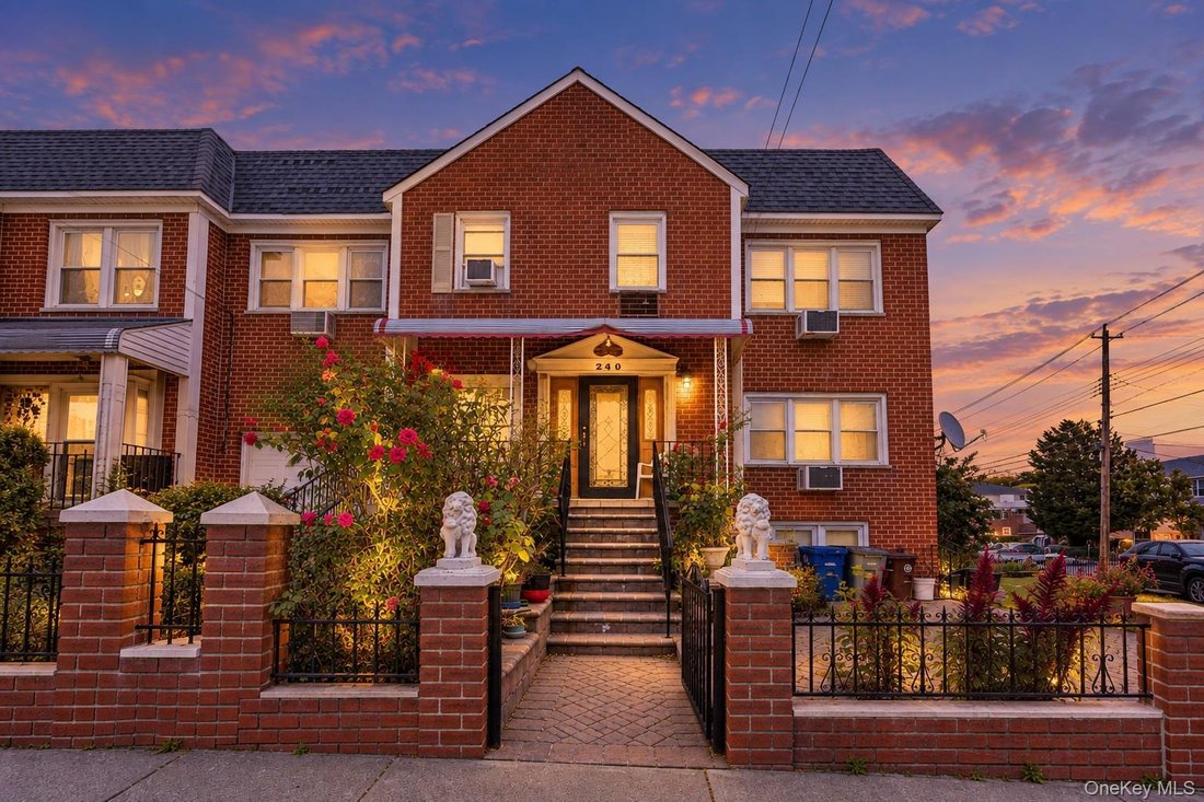 House in New York, New York, United States 3 - 18982557