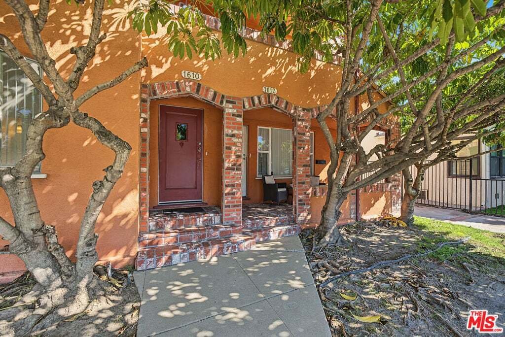 Los Angeles, California, United States 5 - 18740317