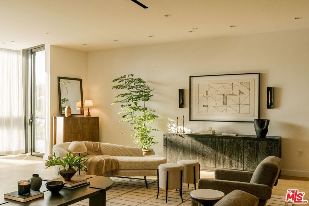 Condo in Los Angeles, California, United States 1 - 18982534