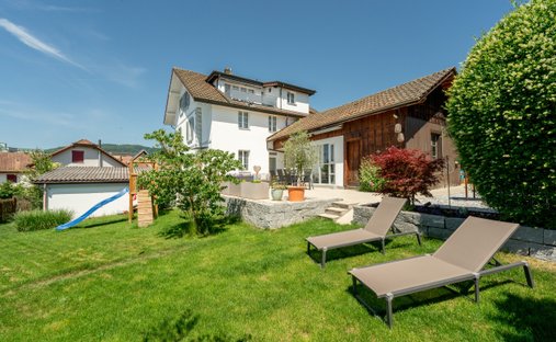 House in Oftringen, Aargau, Switzerland 1