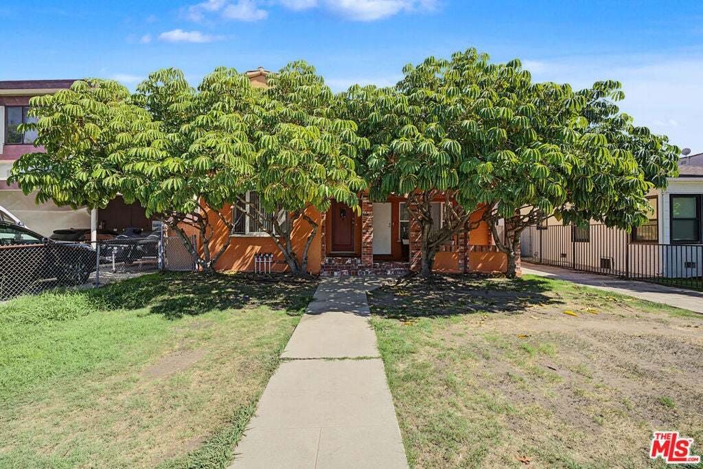 Los Angeles, California, United States 3 - 18740317