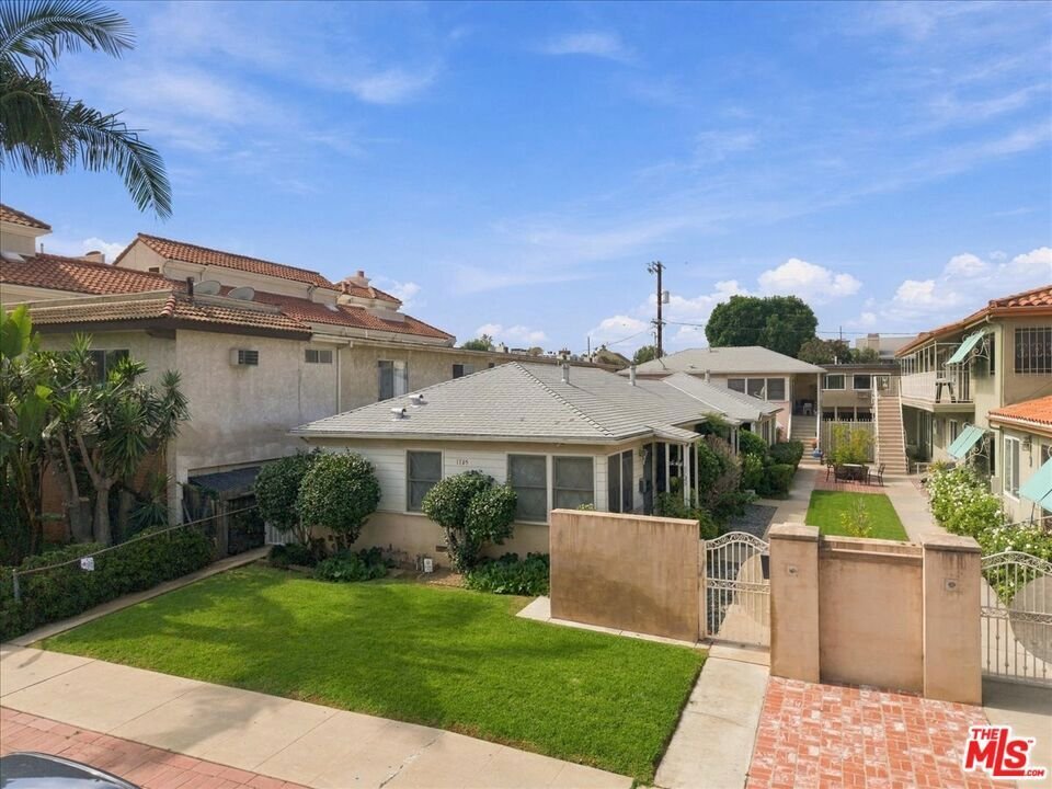Los Angeles, California, United States 1 - 18982514