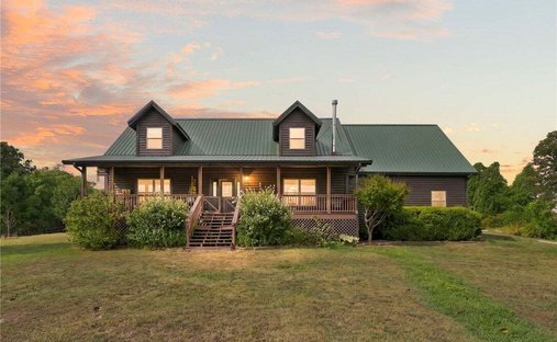 House in Maysville, Arkansas, United States 1
