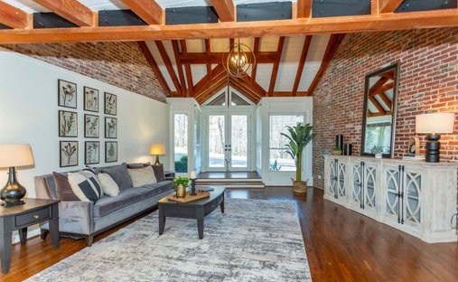 House in Vestavia Hills, Alabama, United States 1