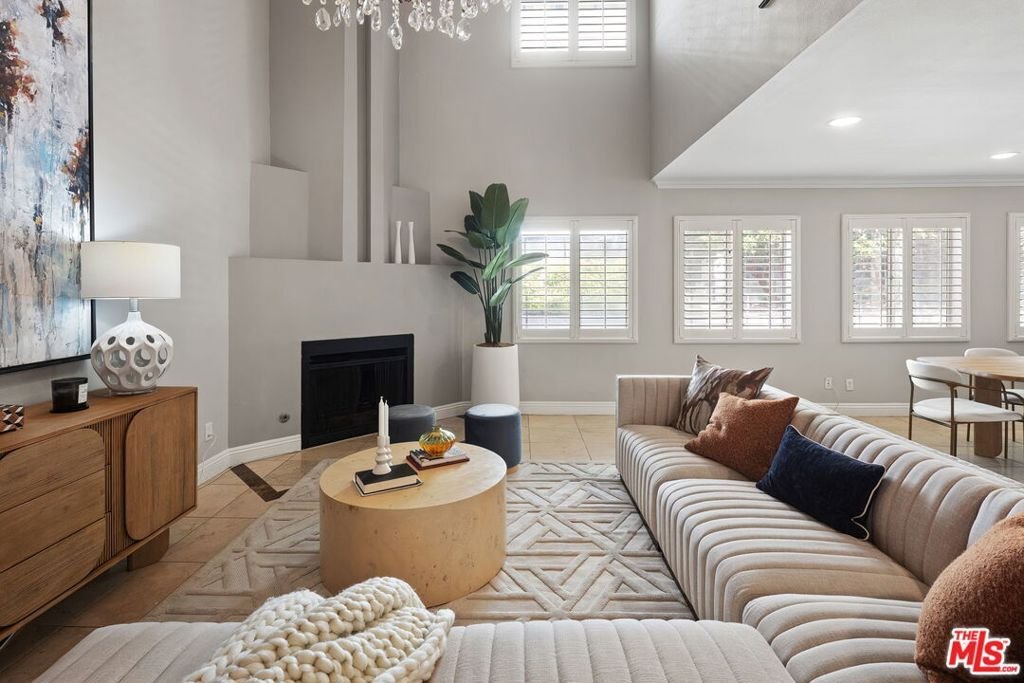 Condo in Los Angeles, California, United States 5 - 18982524