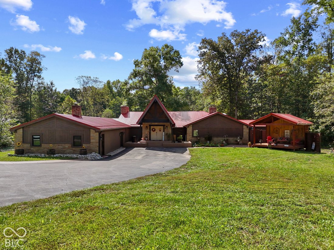 House in Nashville, Indiana, United States 1 - 18982397