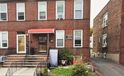 House in New York, New York, United States 1
