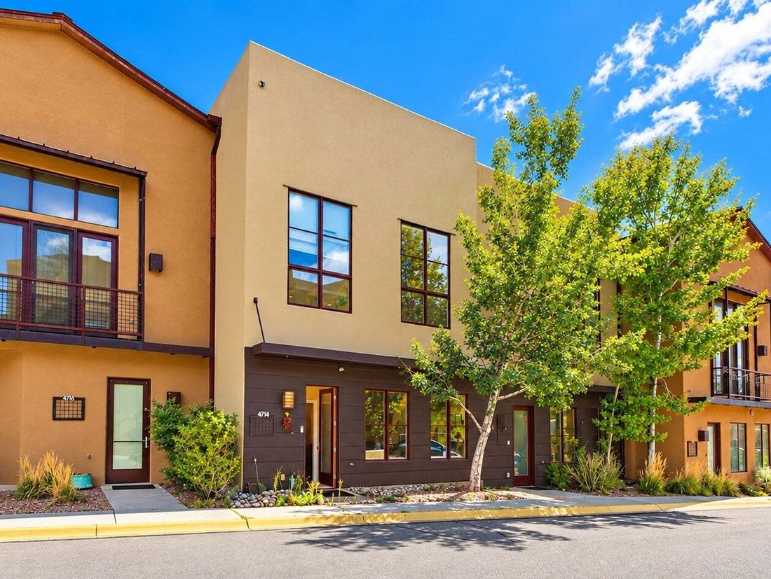 Townhouse in Los Alamos, New Mexico, United States 1 - 18982324