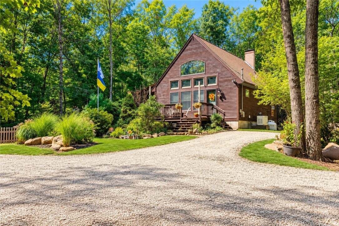 House in Coventry, Rhode Island, United States 1 - 18982445