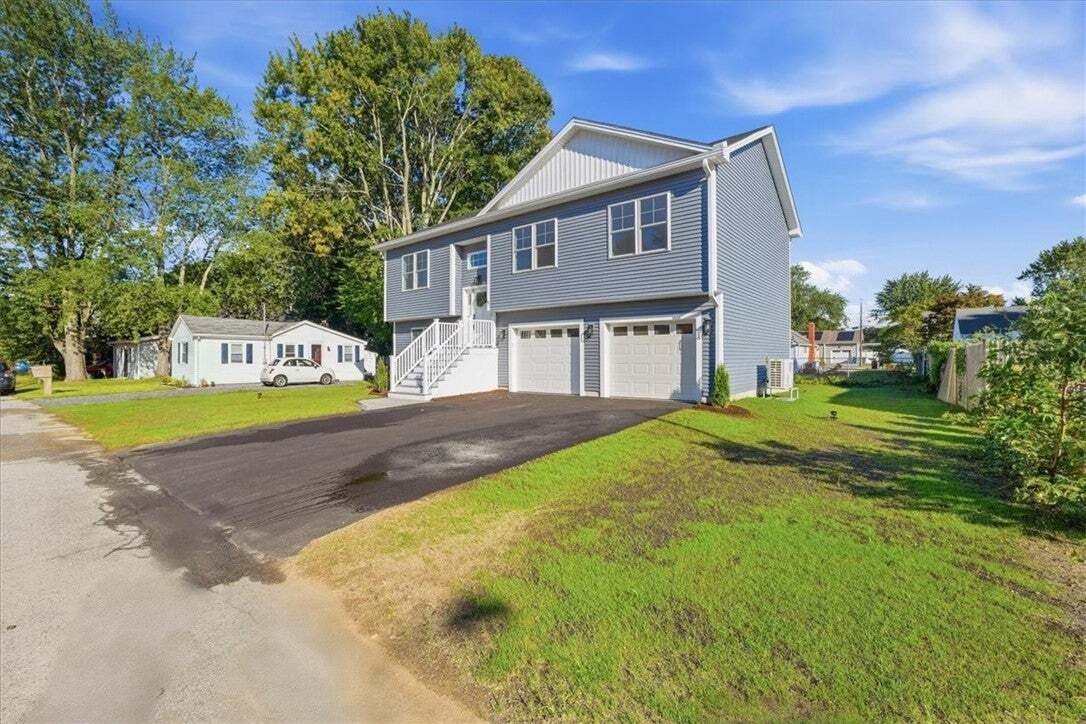 House in Warwick, Rhode Island, United States 2 - 18982451