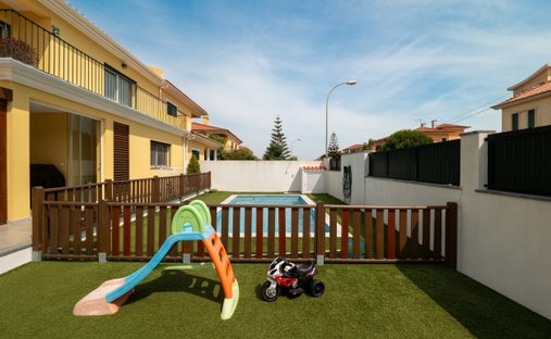 Villa in Porto Salvo, Lisbon, Portugal 1