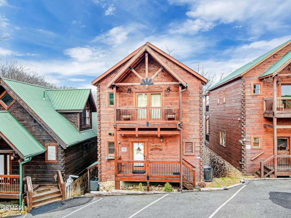 House in Gatlinburg, Tennessee, United States 2 - 18983080