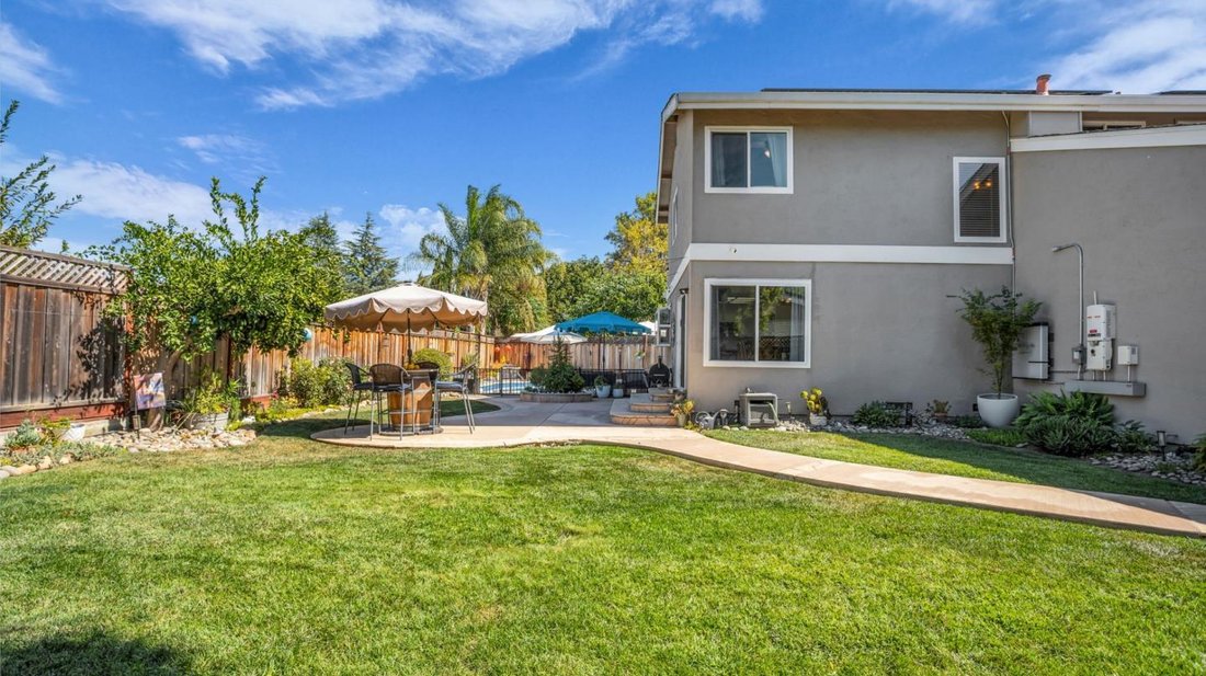 House in Gilroy, California, United States 4 - 18982707