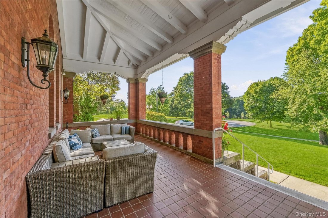 Condo in Peekskill, New York, United States 5 - 18982873