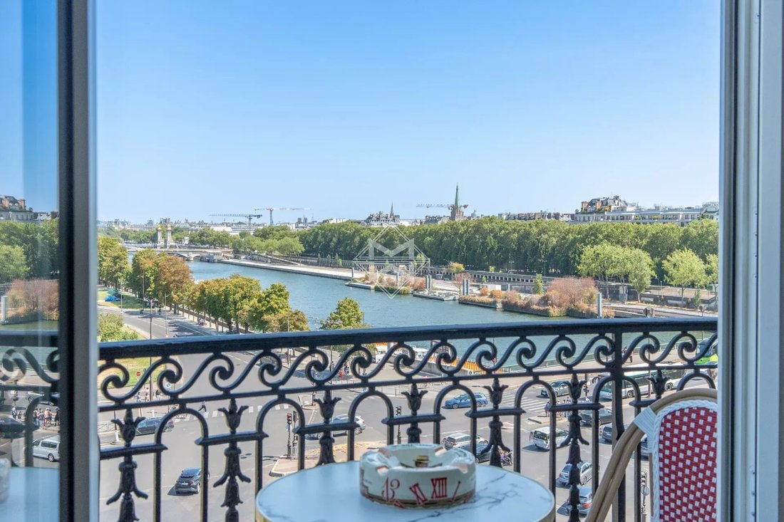 Apartment in Triangle d'Or, Paris 8e Arrondissement, Paris 3 - 18982892
