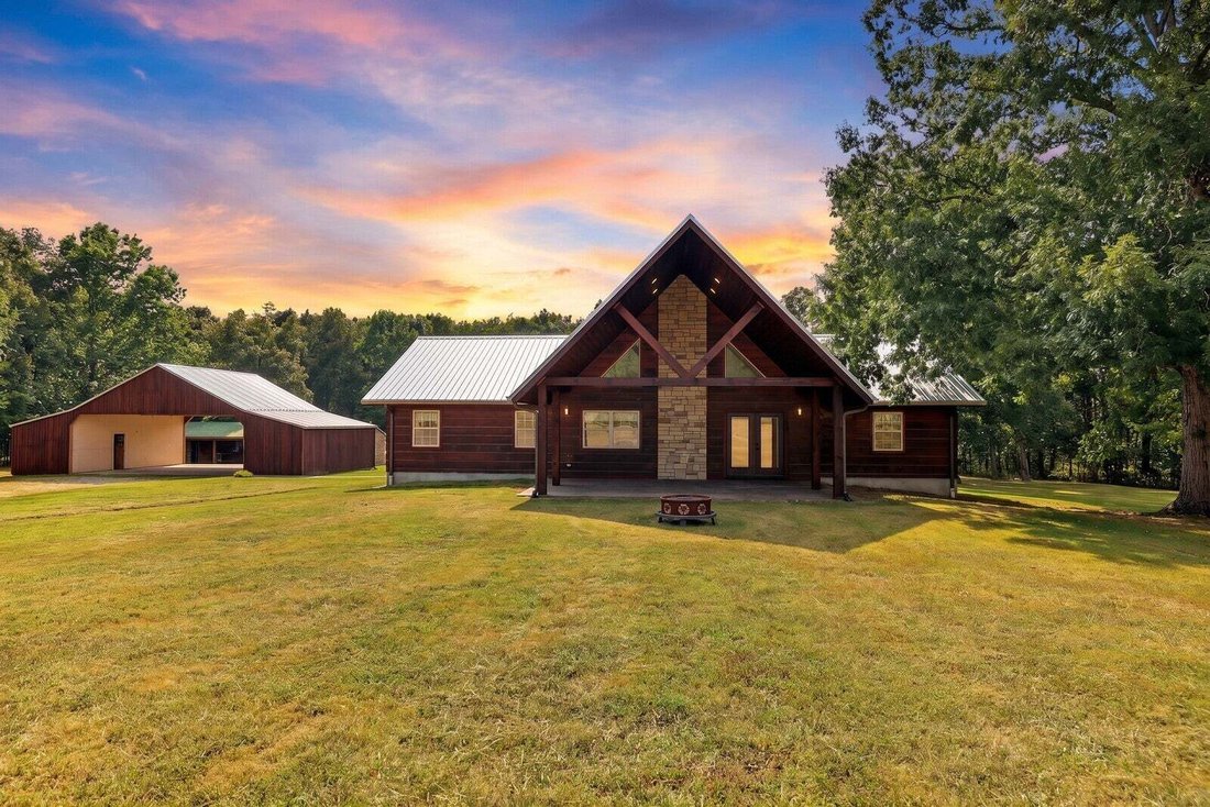 House in Watertown, Tennessee, United States 1 - 18983061