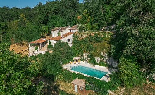 House in Monbalen, Nouvelle-Aquitaine, France 1