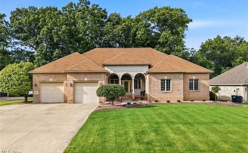 House in Canfield, Ohio, United States 1