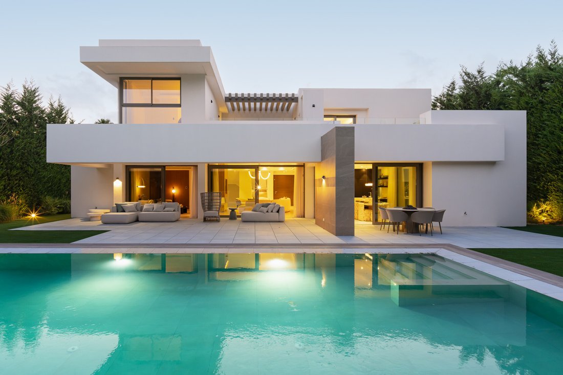 Villa in Estepona, Andalusia, Spain 1 - 18983117