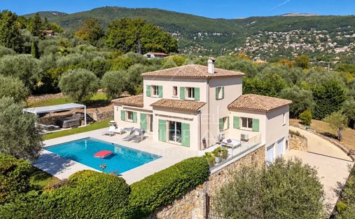 Casa a Châteauneuf-Grasse, Provenza-Alpi-Costa Azzurra, Francia 1
