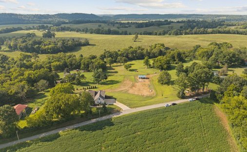 House in Williamsport, Tennessee, United States 1