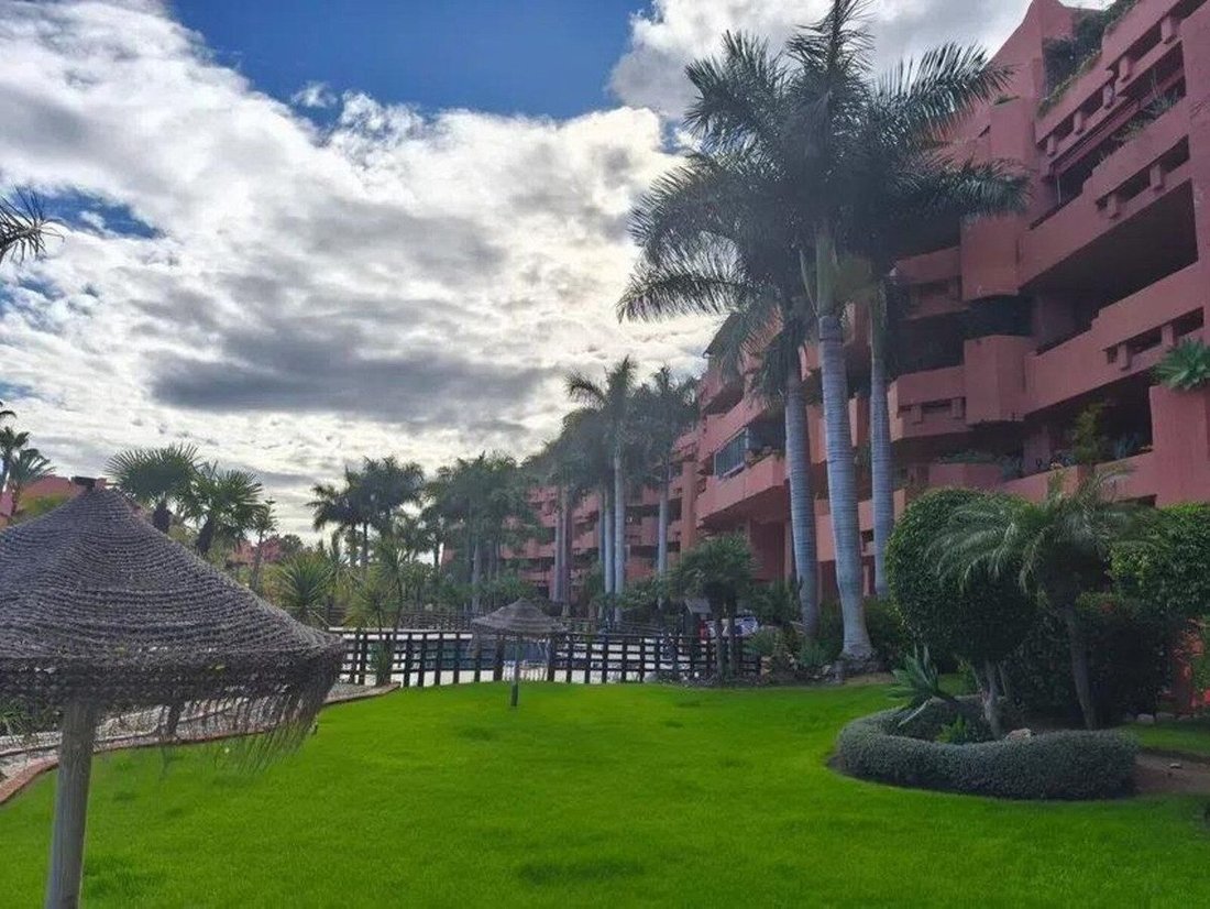 Apartment in Gualdalmansa, Estepona, Andalusia 5 - 18982893
