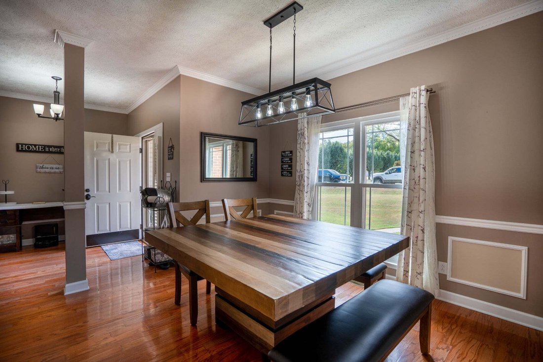 House in Lebanon, Tennessee, United States 4 - 18983030