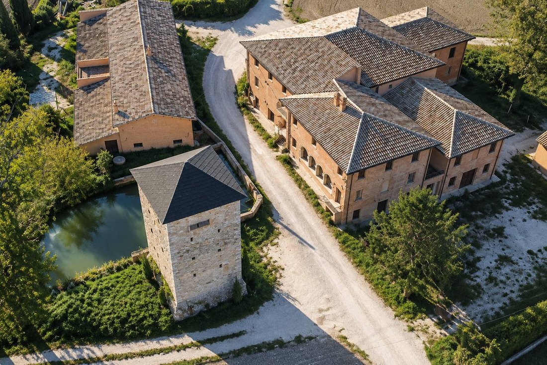 Tenuta a Spoleto, Umbria, Italia 1 - 16829329