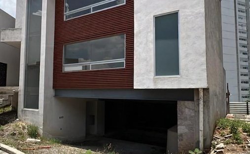 House in Naucalpan de Juárez, State of Mexico, Mexico 1