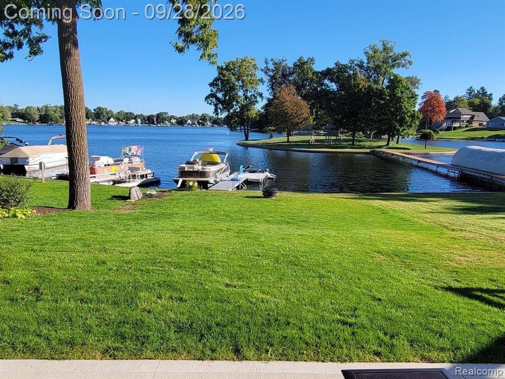 House in Walled Lake, Michigan, United States 4 - 18983751