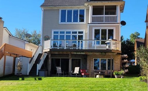 House in Walled Lake, Michigan, United States 1