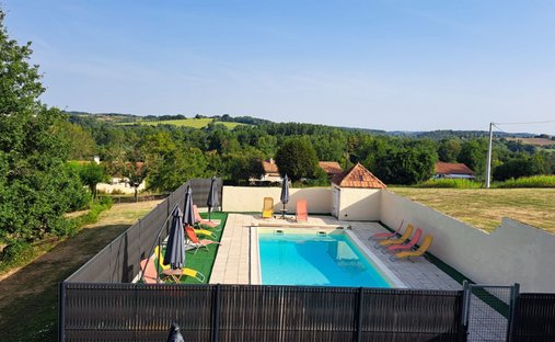 Villa in Ribérac, Nouvelle-Aquitaine, France 1
