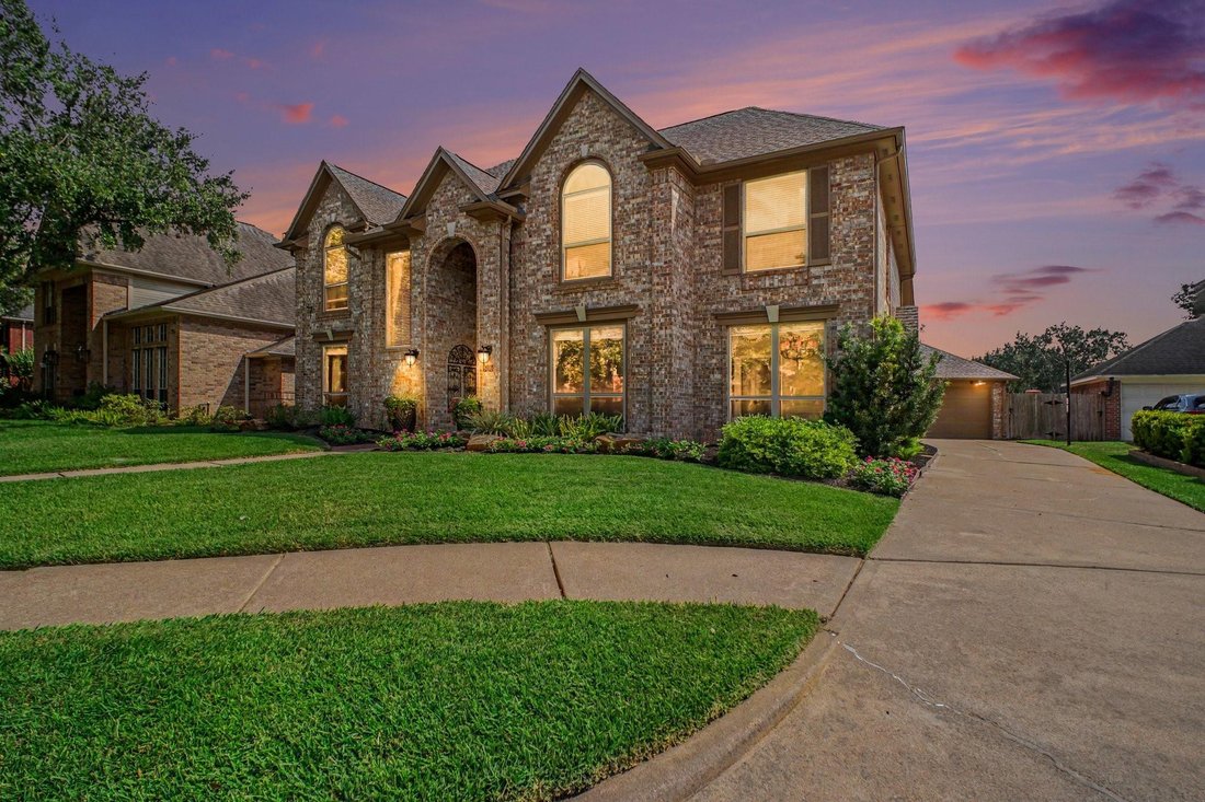 House in Sugar Land, Texas, United States 2 - 18983702