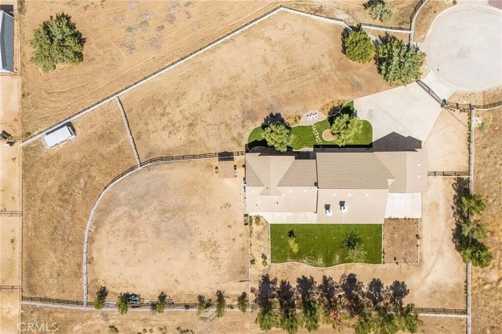 House in Acton, California, United States 5 - 18983370
