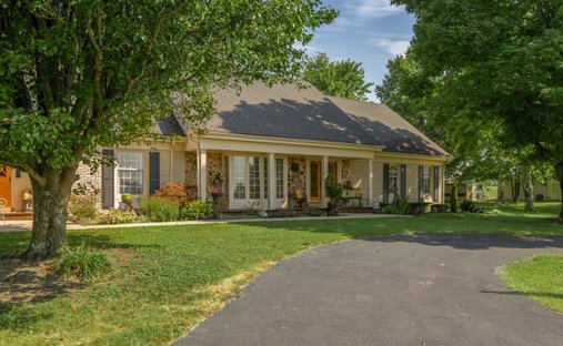 Farm Ranch in Lexington, Kentucky, United States 1