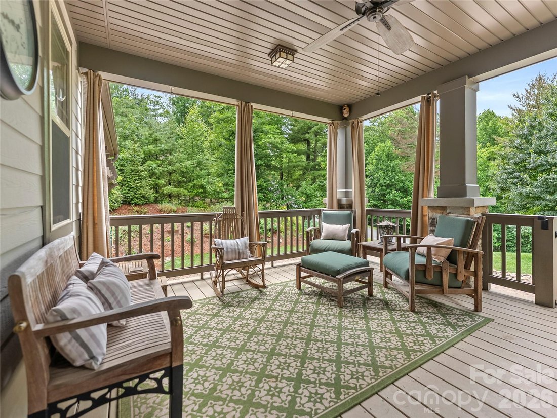 House in Laurel Park, North Carolina, United States 4 - 18983582