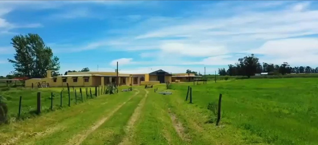 Farm Ranch in Sauce, Canelones Department, Uruguay 2 - 18983441